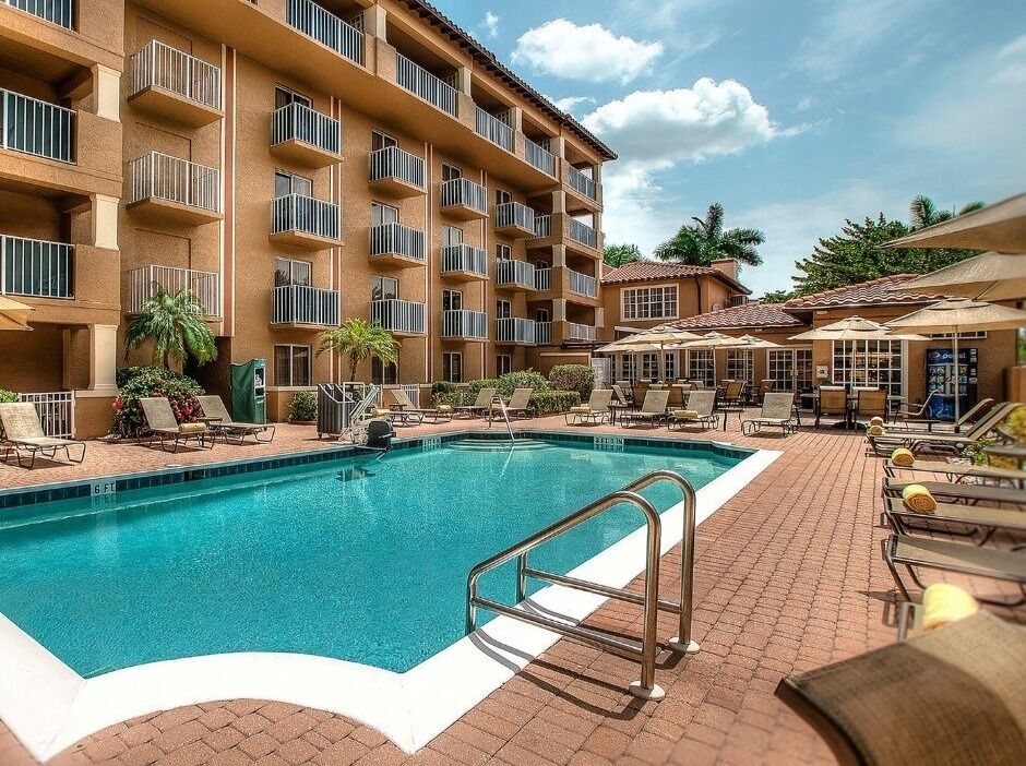 Inn of Naples pool.jpg